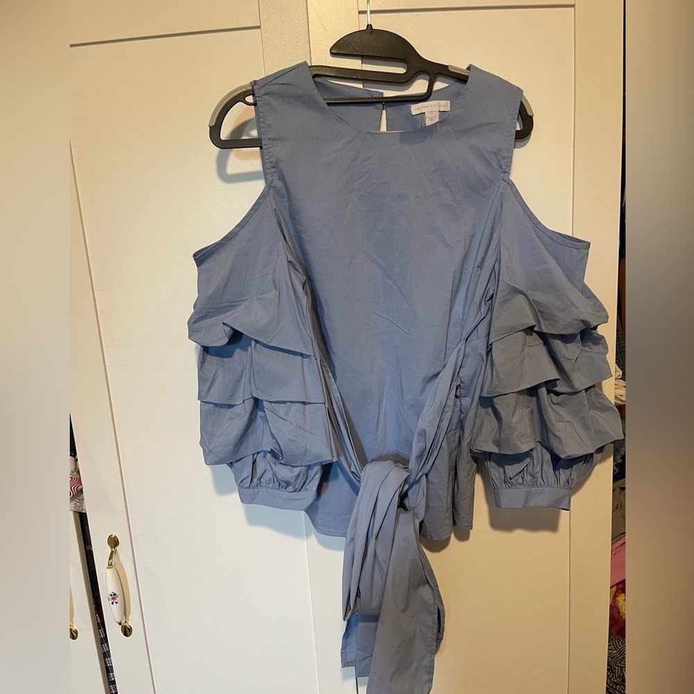 Cold shoulder shirt